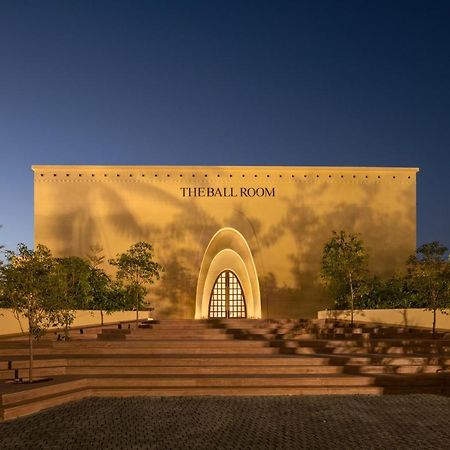Time Square Resort & Spa Bhuj Eksteriør bilde