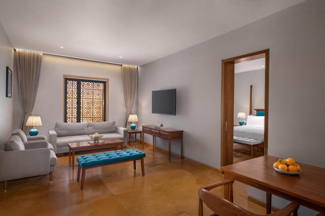 Time Square Resort & Spa Bhuj Eksteriør bilde