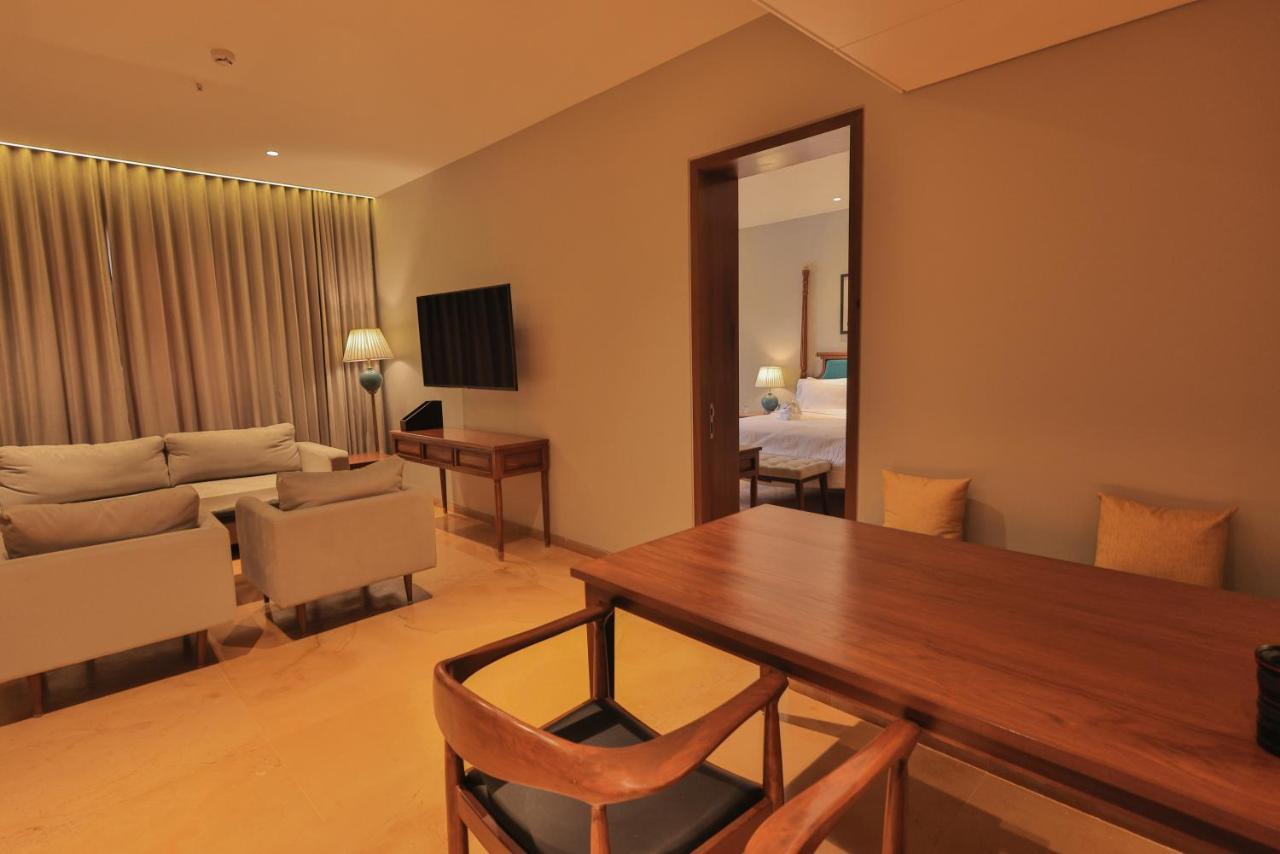 Time Square Resort & Spa Bhuj Eksteriør bilde